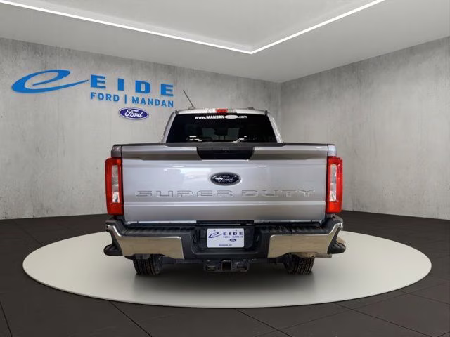 2024 Iconic Silver Metallic Ford Super Duty F-350 SRW XLT 4X4 Truck