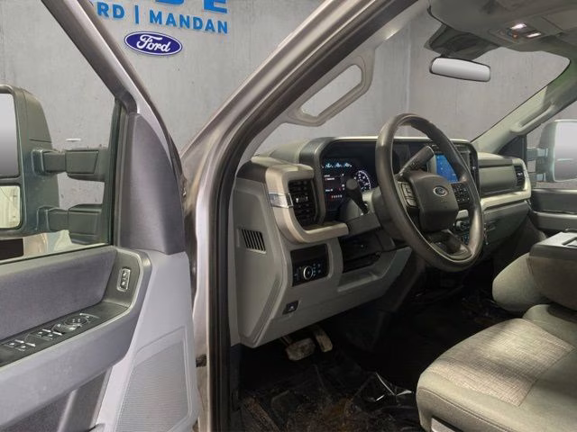 2024 Iconic Silver Metallic Ford Super Duty F-350 SRW XLT 4X4 Truck