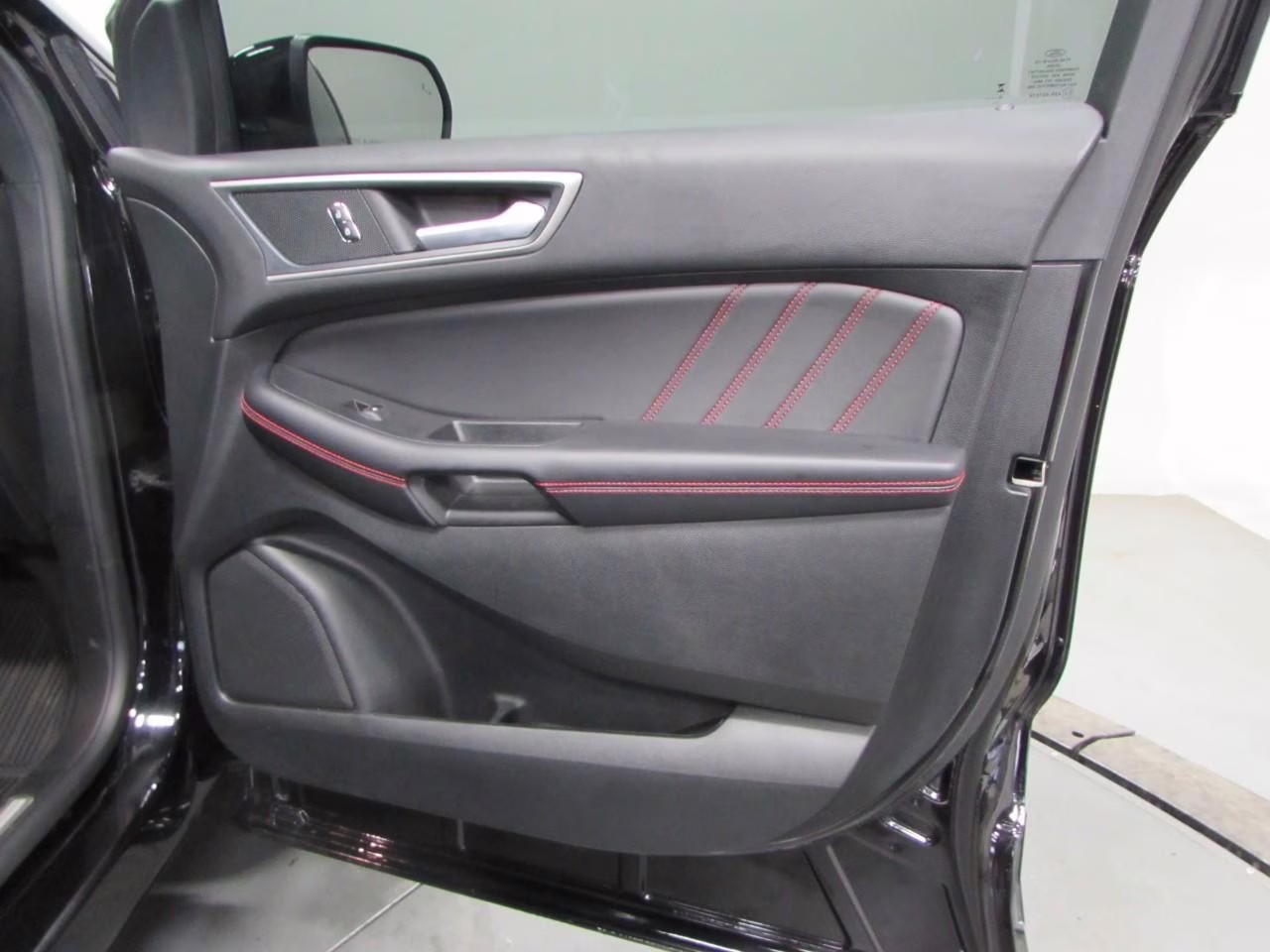 2024 Agate Black Metallic Ford Edge ST Line AWD SUV