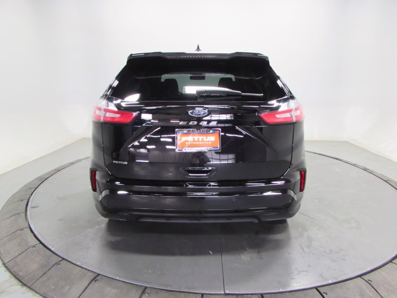 2024 Agate Black Metallic Ford Edge ST Line AWD SUV