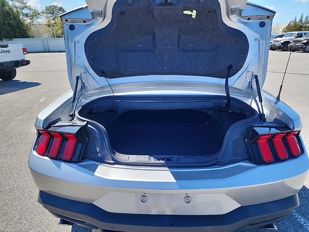 2024 Iconic Silver Metallic Ford Mustang EcoBoost RWD Convertible