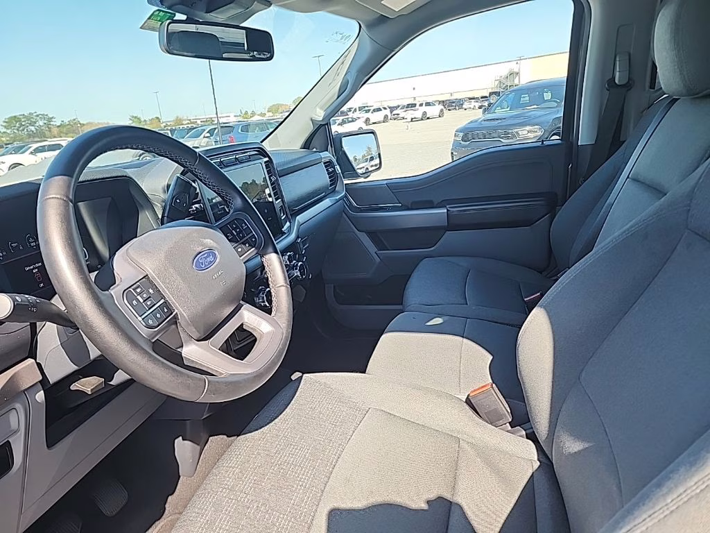 2024 Avalanche Gray Ford F-150 XLT 4X4 Truck