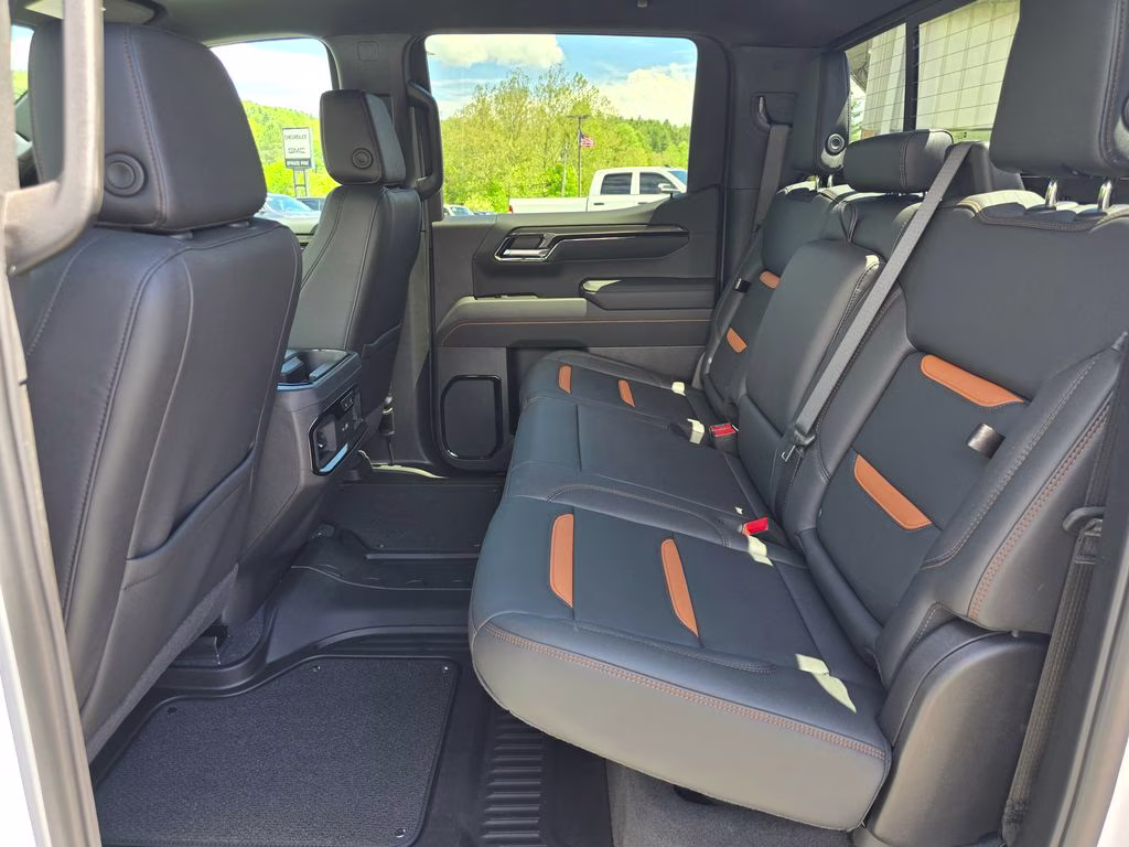 2026 Summit White GMC Sierra 1500 AT4 4X4 Truck