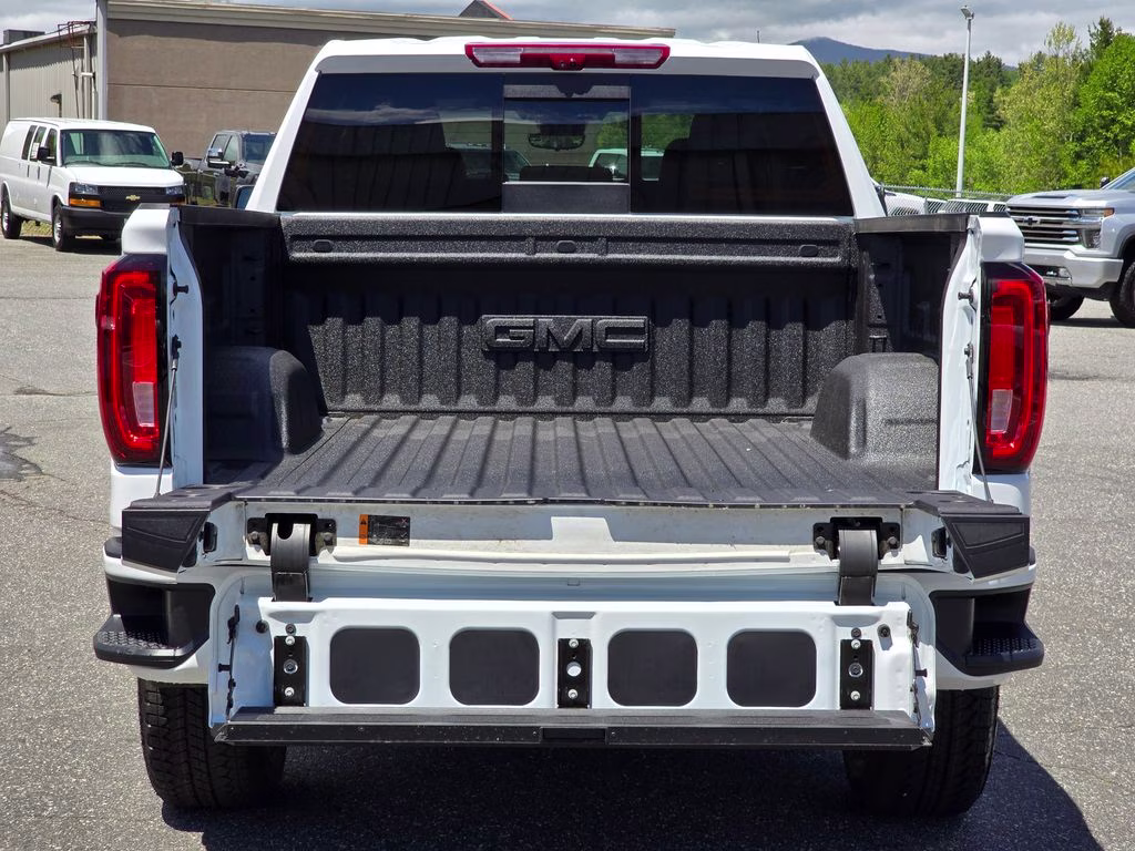 2026 Summit White GMC Sierra 1500 AT4 4X4 Truck