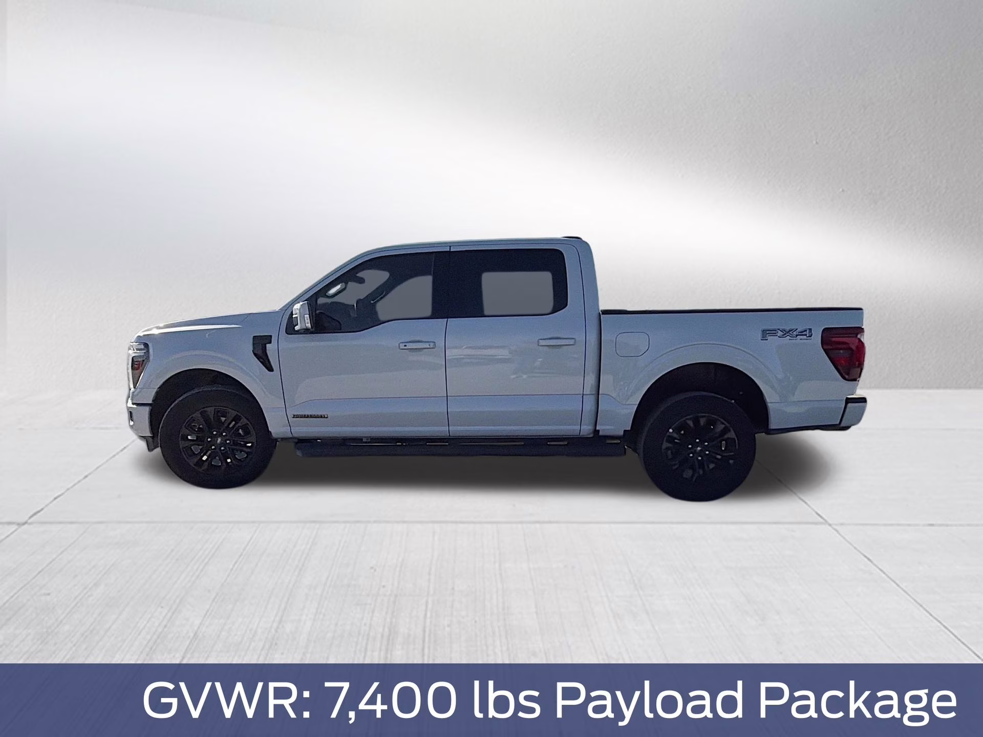 2025 Space White Metallic Ford F-150 Lariat 4X4 Truck