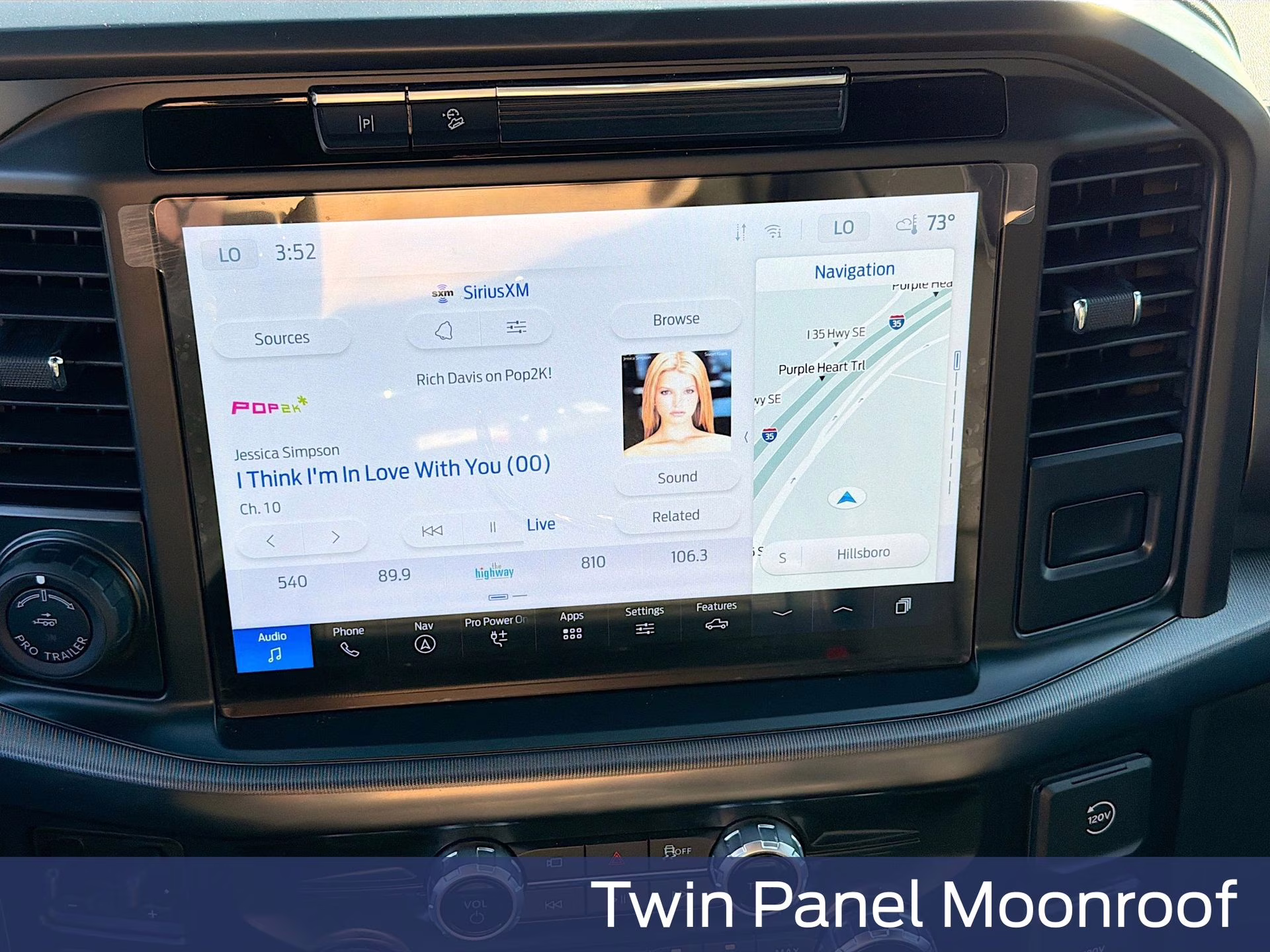 2025 Space White Metallic Ford F-150 Lariat 4X4 Truck