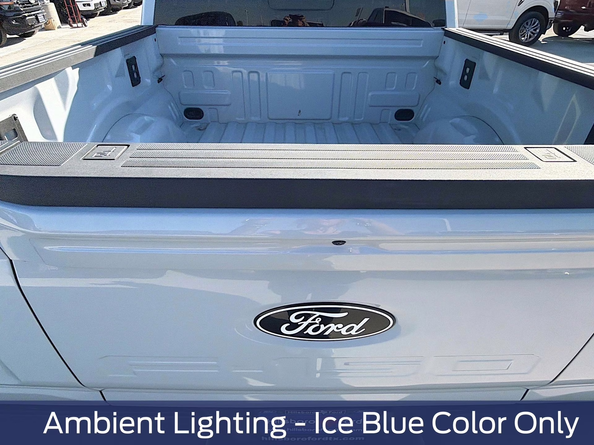 2025 Space White Metallic Ford F-150 Lariat 4X4 Truck