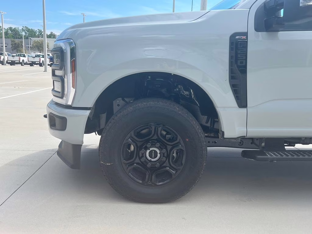 2026 Avalanche Ford Super Duty F-250 SRW XL 4X4 Truck