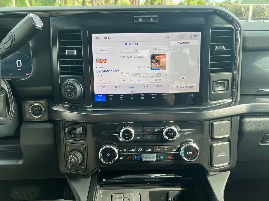 2026 White Metallic Ford Super Duty F-250 SRW Lariat 4X4 Truck