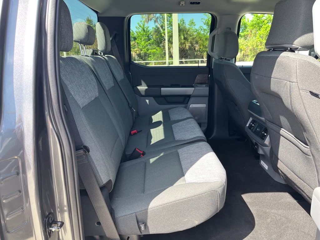 2026 Gray Metallic Ford Super Duty F-250 SRW XLT 4X4 Truck