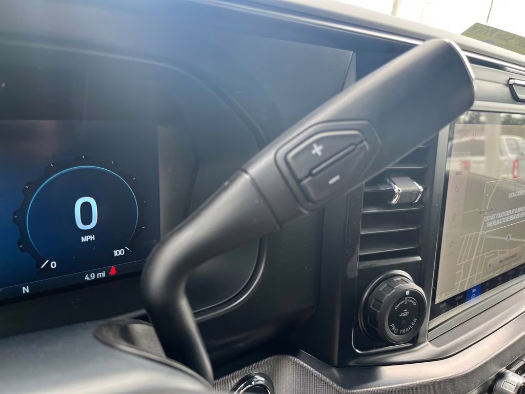 2026 Gray Metallic Ford Super Duty F-350 DRW Platinum 4X4 Truck