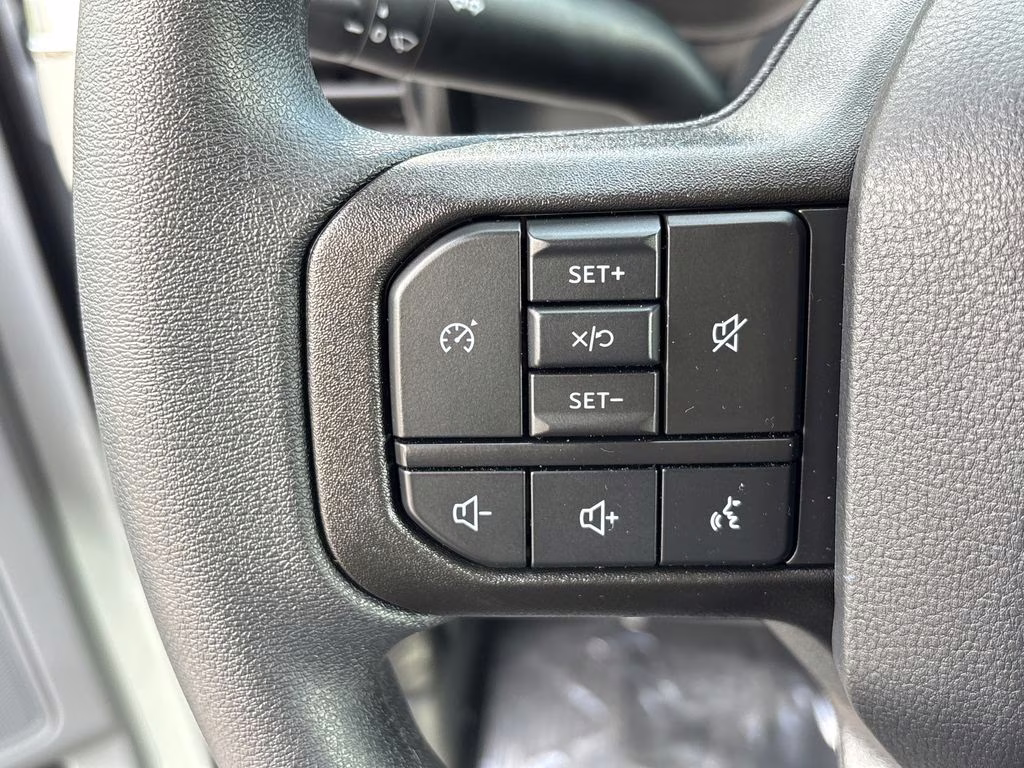 2026 Oxford White Ford Super Duty F-250 SRW XL 4X4 Truck