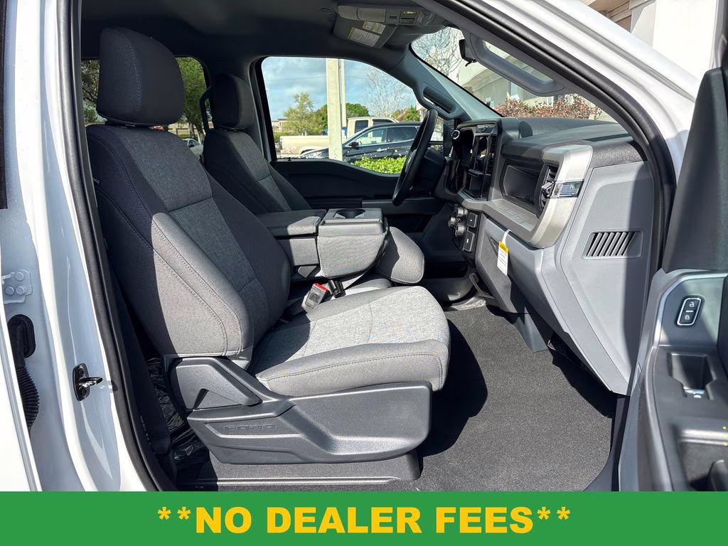 2026 Oxford White Ford Super Duty F-250 SRW XL 4X4 Truck