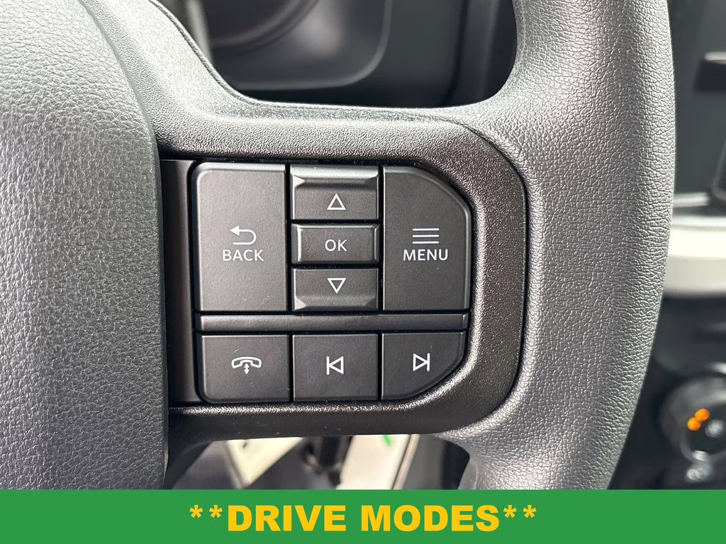 2026 Oxford White Ford Super Duty F-250 SRW XL 4X4 Truck