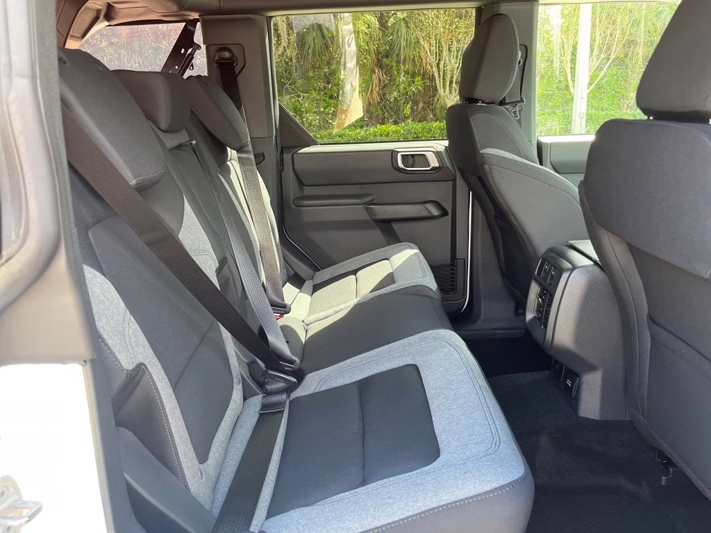 2026 Oxford White Ford Bronco Big Bend 4X4 SUV