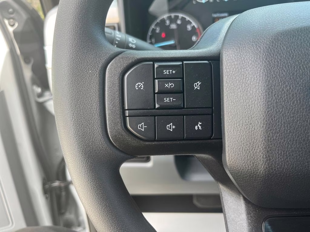 2026 Avalanche Ford Super Duty F-250 SRW XL 4X4 Truck