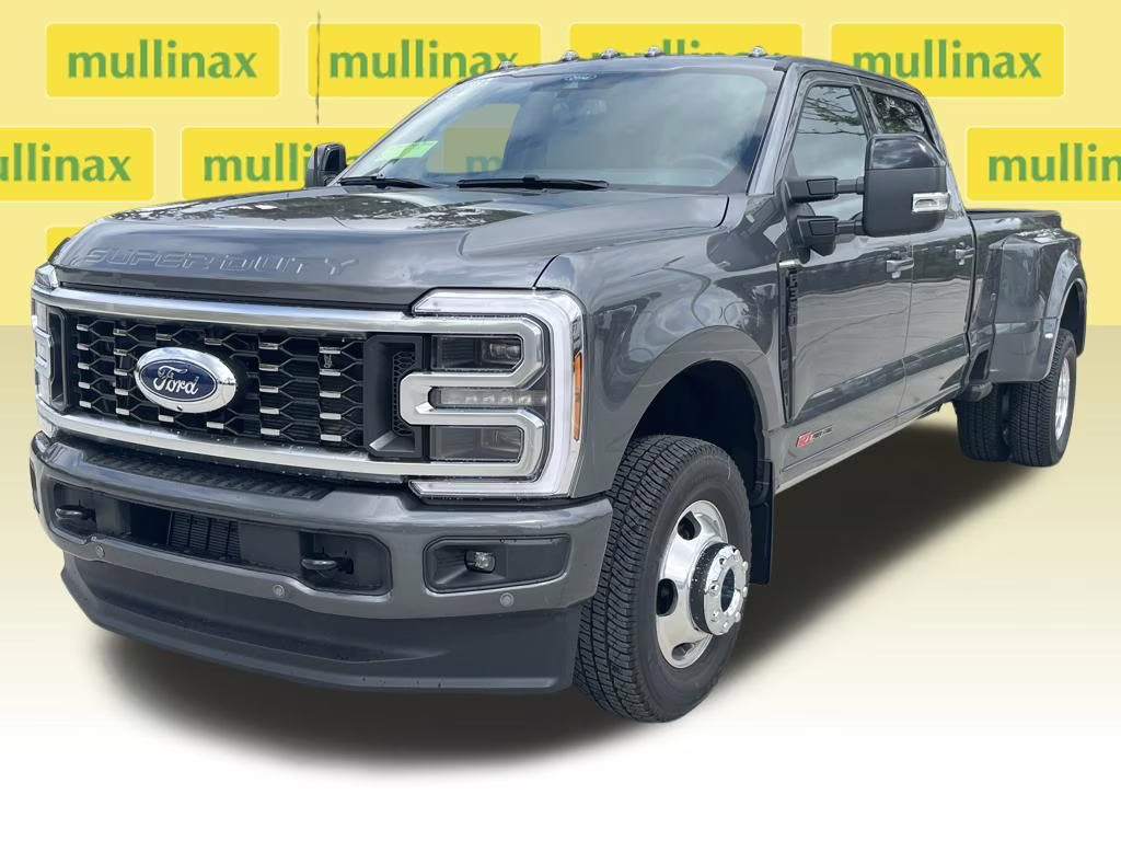 2026 Gray Metallic Ford Super Duty F-350 DRW Platinum 4X4 Truck