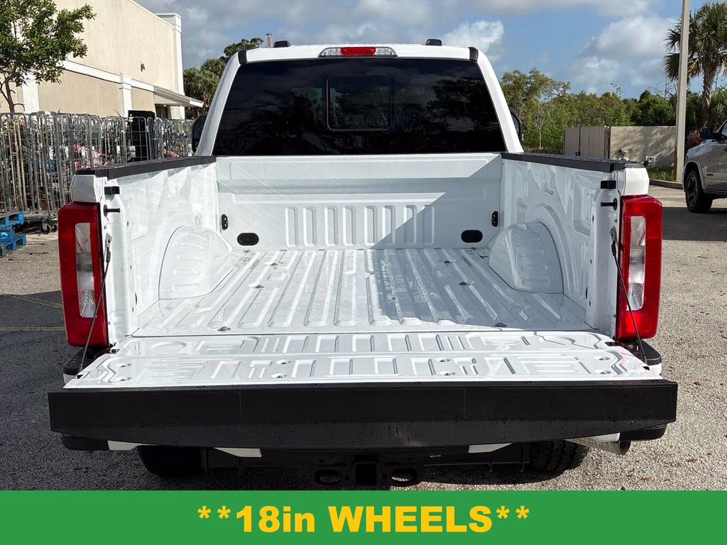 2026 Oxford White Ford Super Duty F-250 SRW XL 4X4 Truck