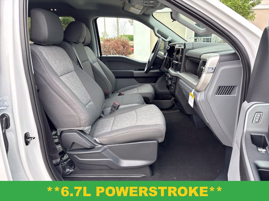 2026 Oxford White Ford Super Duty F-250 SRW XL 4X4 Truck