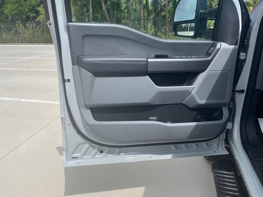 2026 Avalanche Ford Super Duty F-250 SRW XL 4X4 Truck