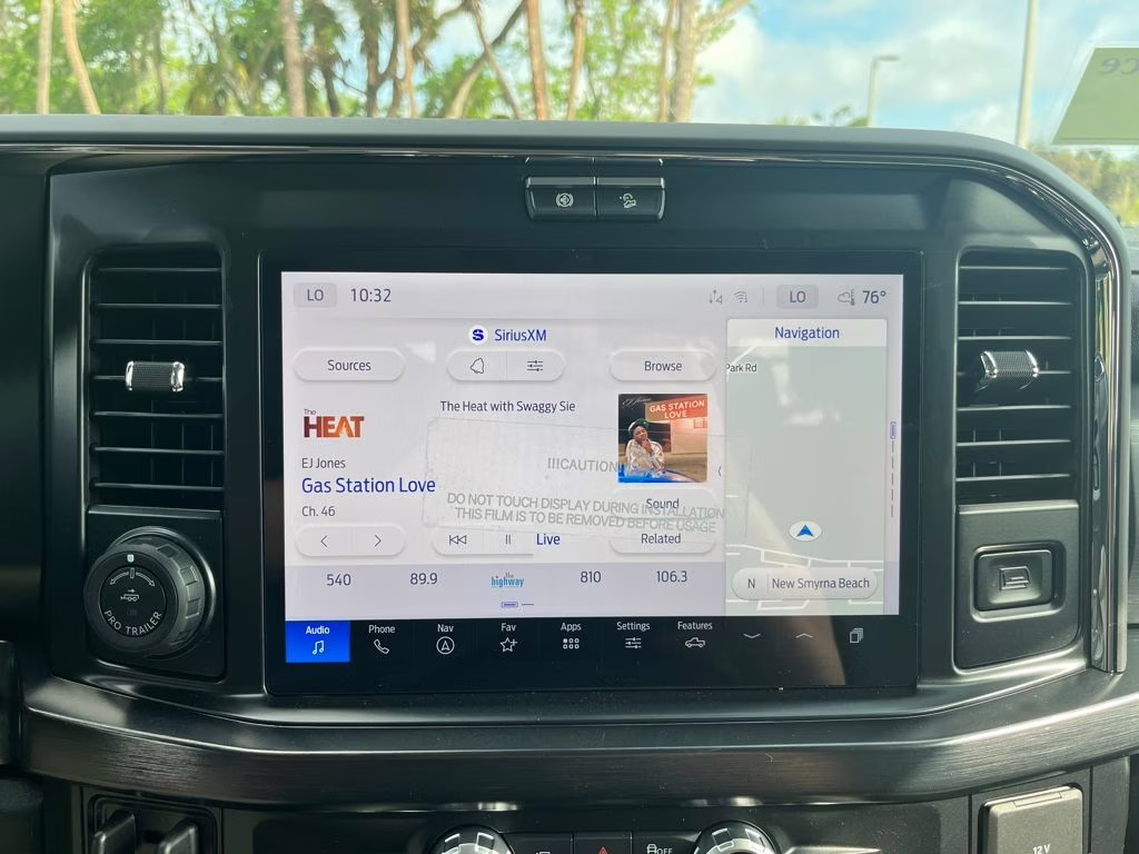 2026 White Metallic Ford Super Duty F-250 SRW Lariat 4X4 Truck