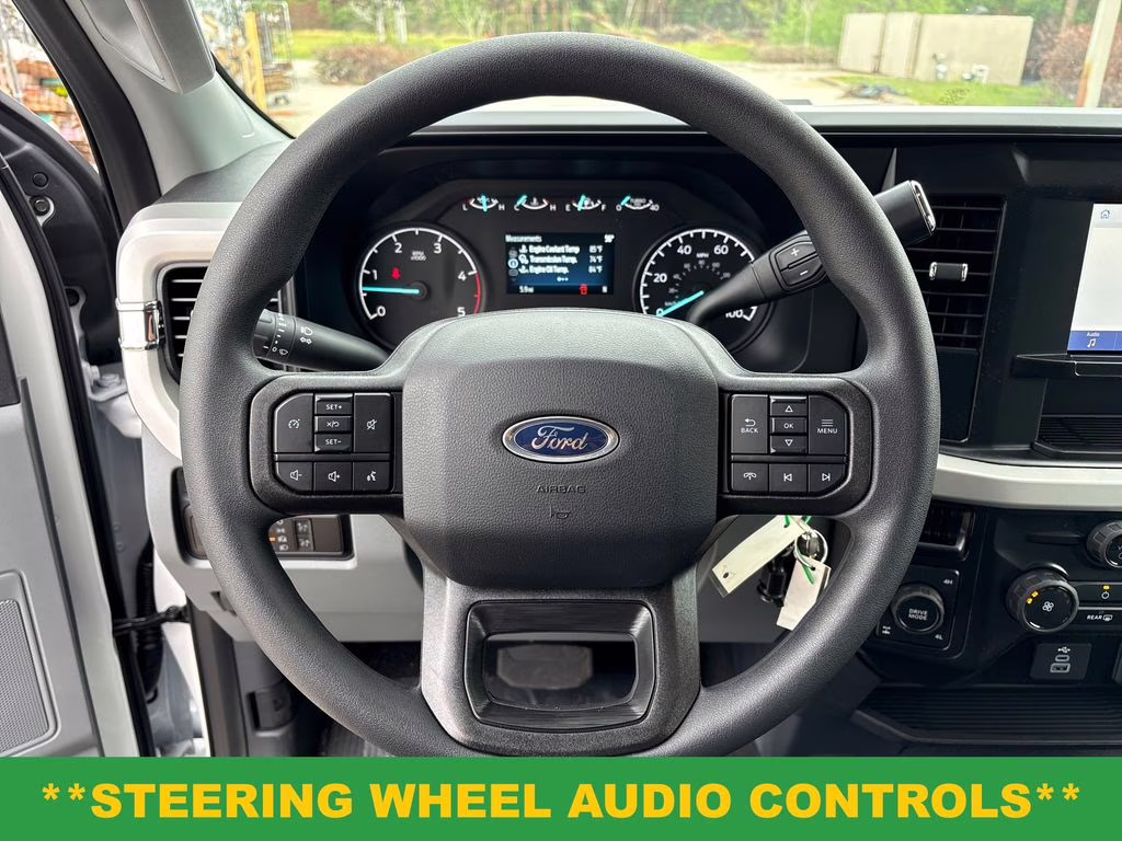 2026 Oxford White Ford Super Duty F-250 SRW XL 4X4 Truck