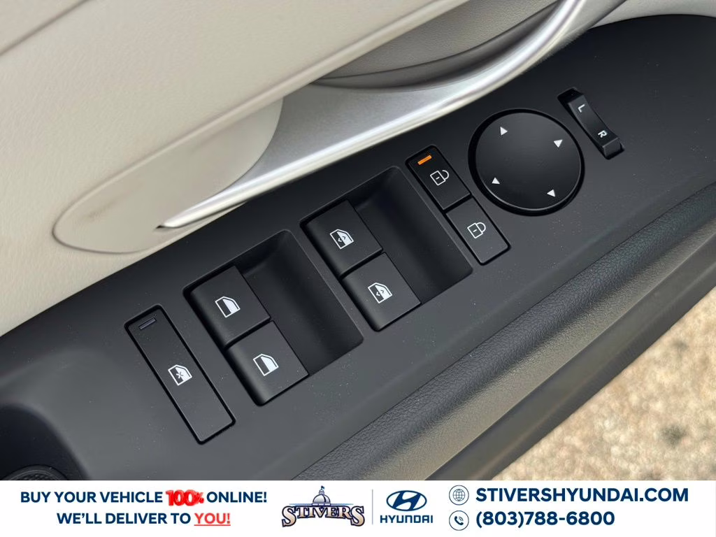 2026 White Pearl Hyundai Tucson SEL FWD SUV