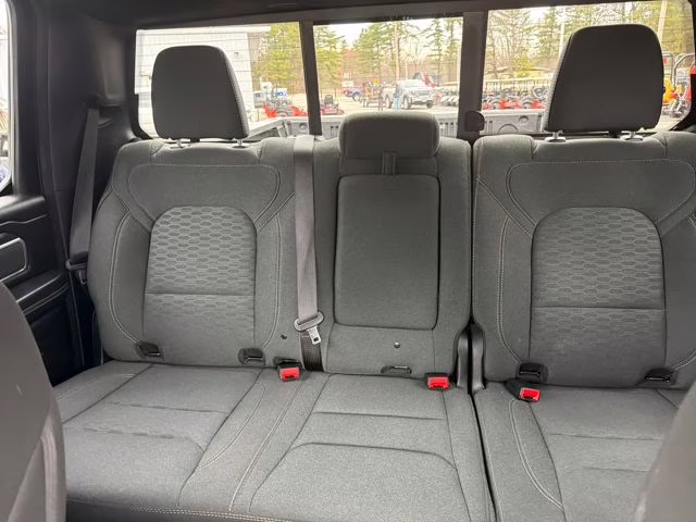 2025 Billet Silver Metallic Clearcoat Ram 1500 Big Horn/Lone Star 4X4 Truck