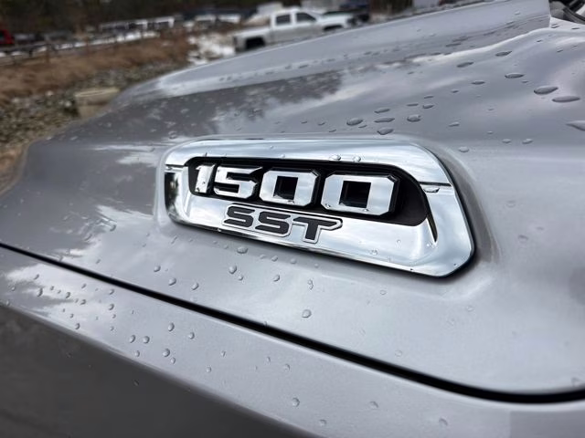 2025 Billet Silver Metallic Clearcoat Ram 1500 Big Horn/Lone Star 4X4 Truck