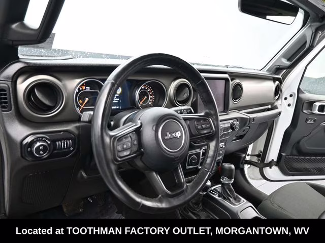 2021 Bright White Clearcoat Jeep Gladiator Willys 4X4 Truck