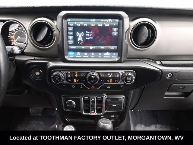 2021 Bright White Clearcoat Jeep Gladiator Willys 4X4 Truck