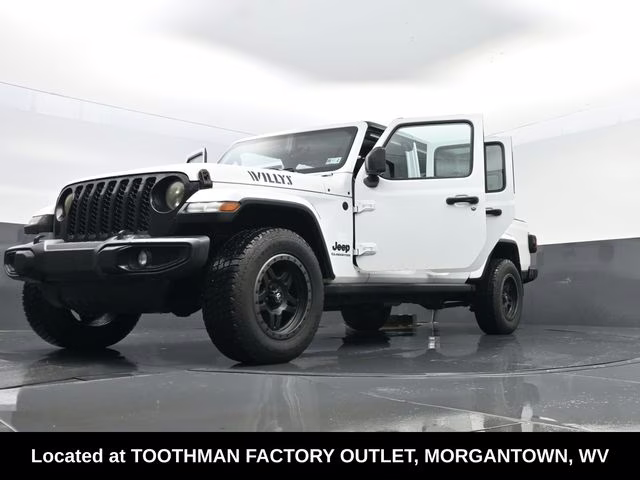 2021 Bright White Clearcoat Jeep Gladiator Willys 4X4 Truck