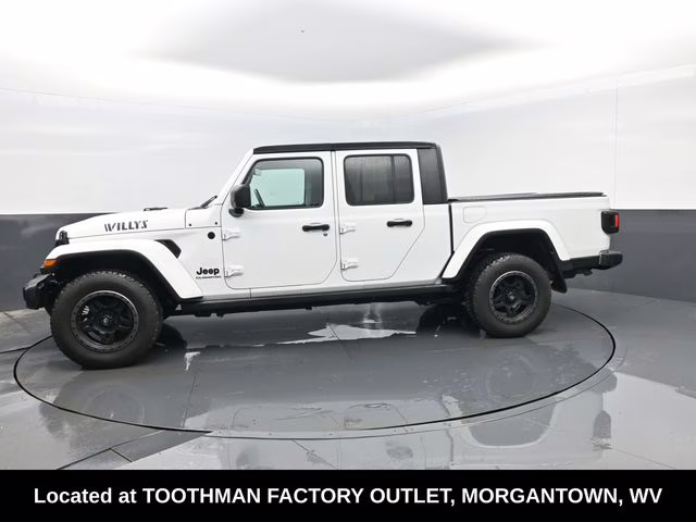 2021 Bright White Clearcoat Jeep Gladiator Willys 4X4 Truck