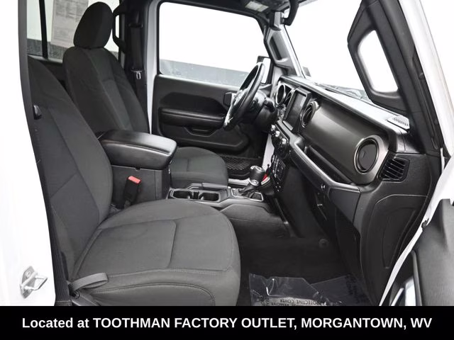 2021 Bright White Clearcoat Jeep Gladiator Willys 4X4 Truck