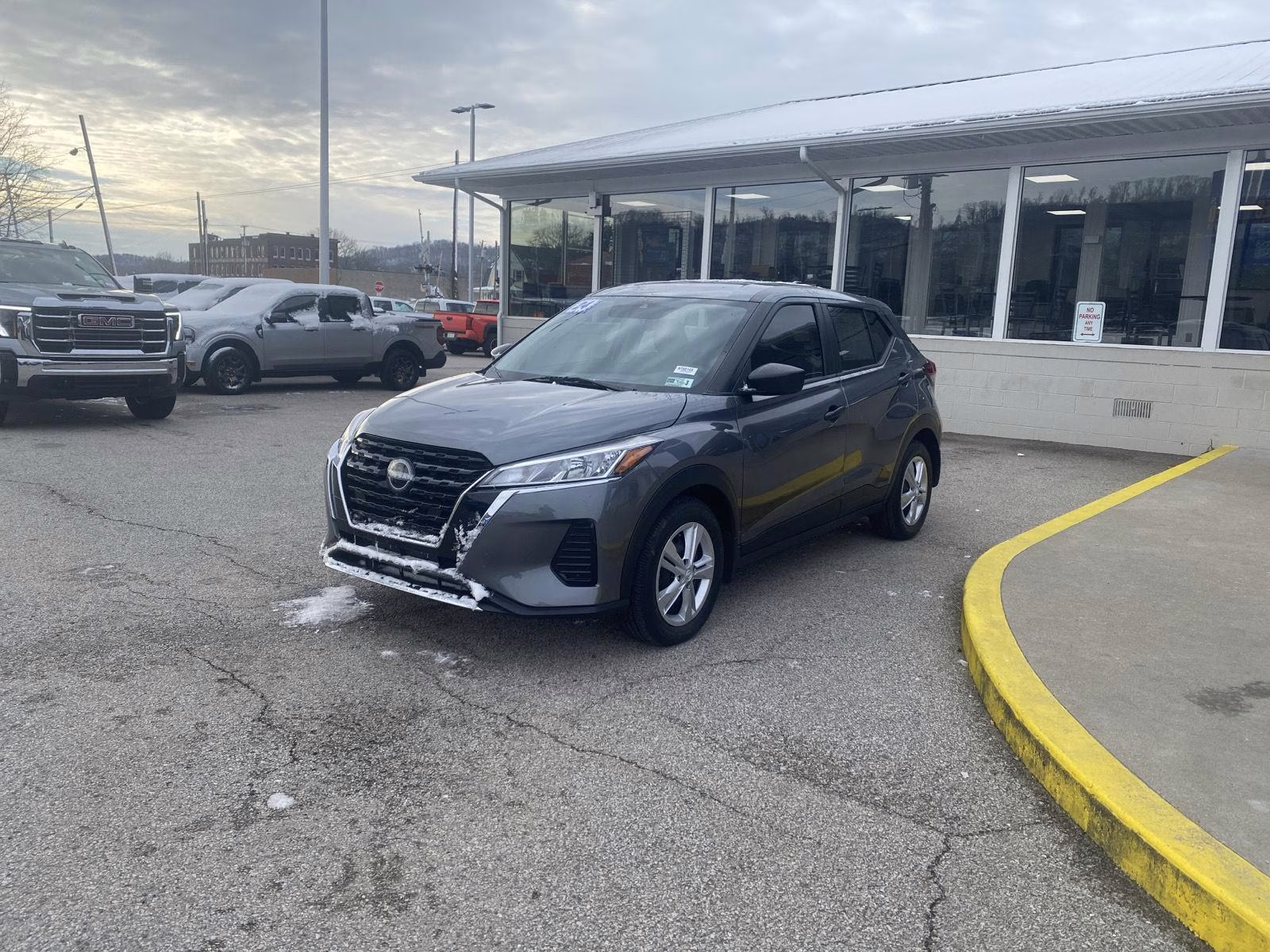 2024 Nissan Kicks