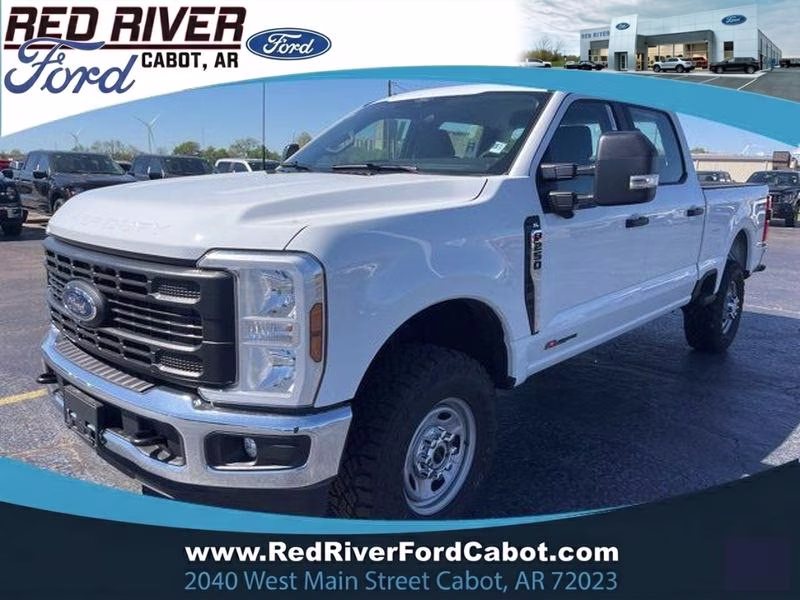 2026 Oxford White Ford Super Duty F-250 SRW XL 4X4 Truck