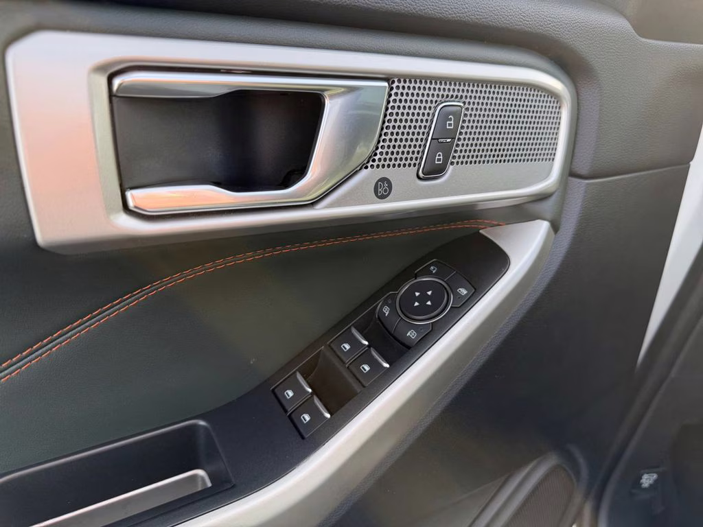 2022 White Metallic Ford Explorer Timberline 4X4 SUV