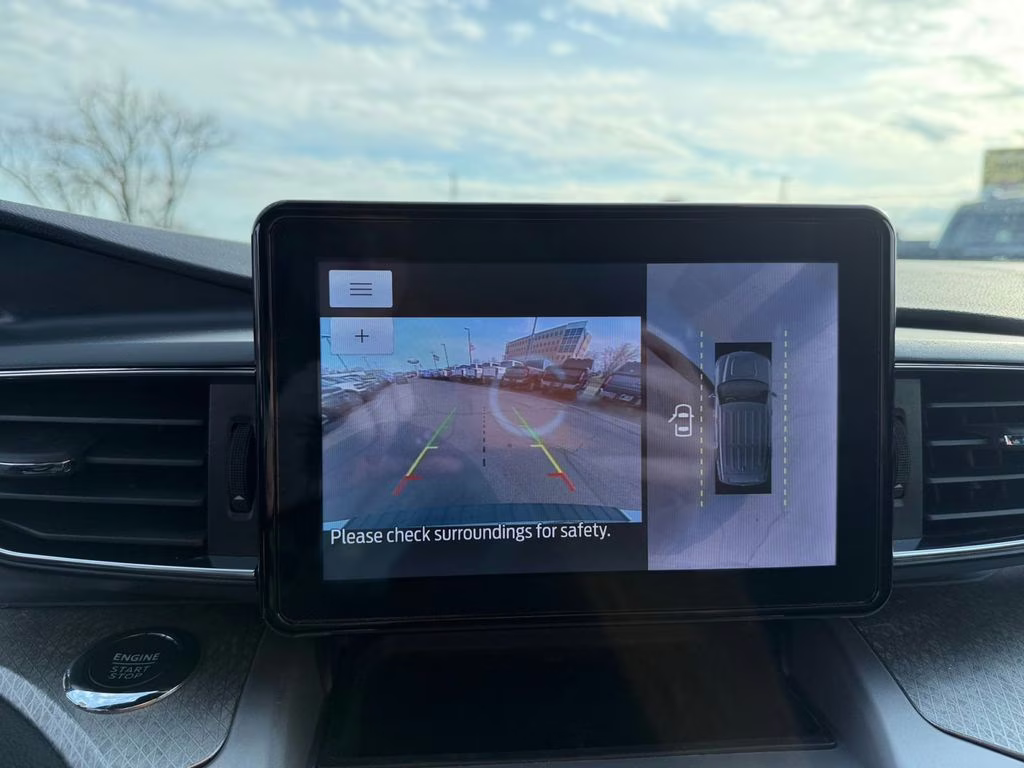 2022 White Metallic Ford Explorer Timberline 4X4 SUV