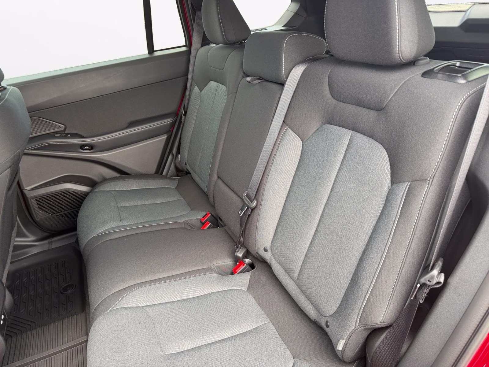 2026 Red Hot Pearlcoat Jeep Cherokee Laredo 4X4 SUV
