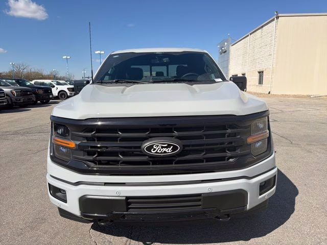 2026 Avalanche Ford F-150 XLT 4X4 Truck