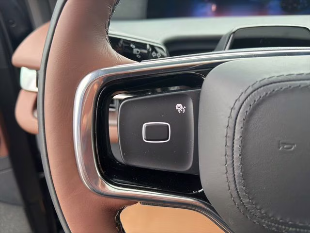 2026 Infinite Black Metallic Clearcoat Lincoln Navigator L Reserve 4X4 SUV