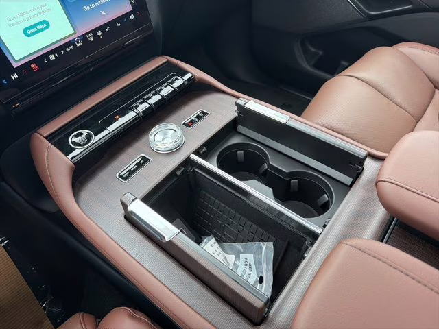 2026 Infinite Black Metallic Clearcoat Lincoln Navigator L Reserve 4X4 SUV