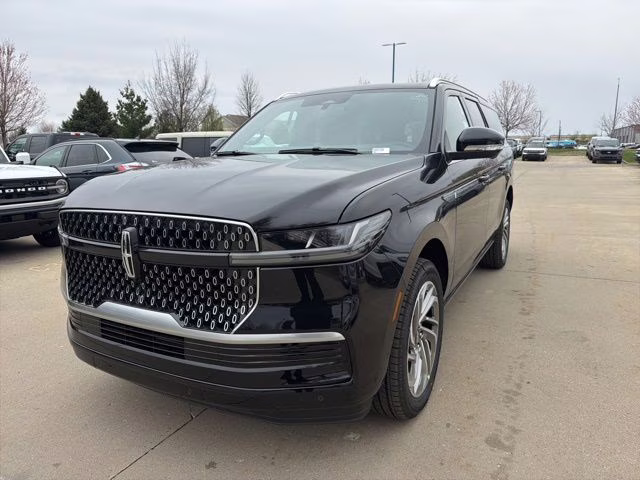 2026 Infinite Black Metallic Clearcoat Lincoln Navigator L Reserve 4X4 SUV