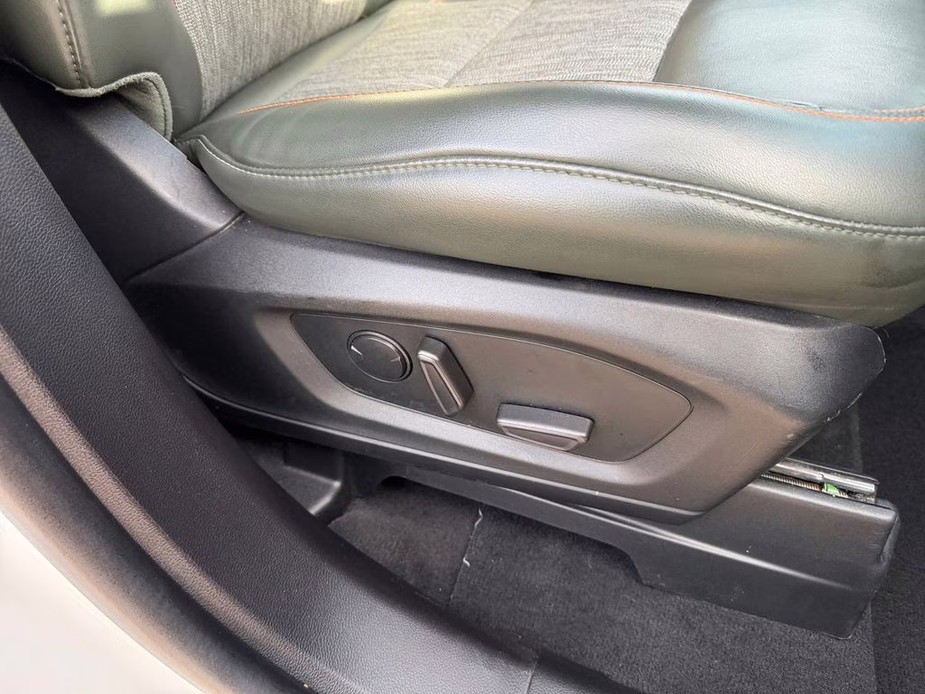 2022 White Metallic Ford Explorer Timberline 4X4 SUV