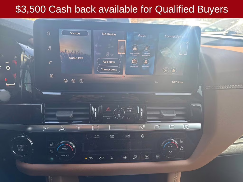 2026 Everest White Pearl Tricoat Nissan Pathfinder Platinum 4X4 SUV