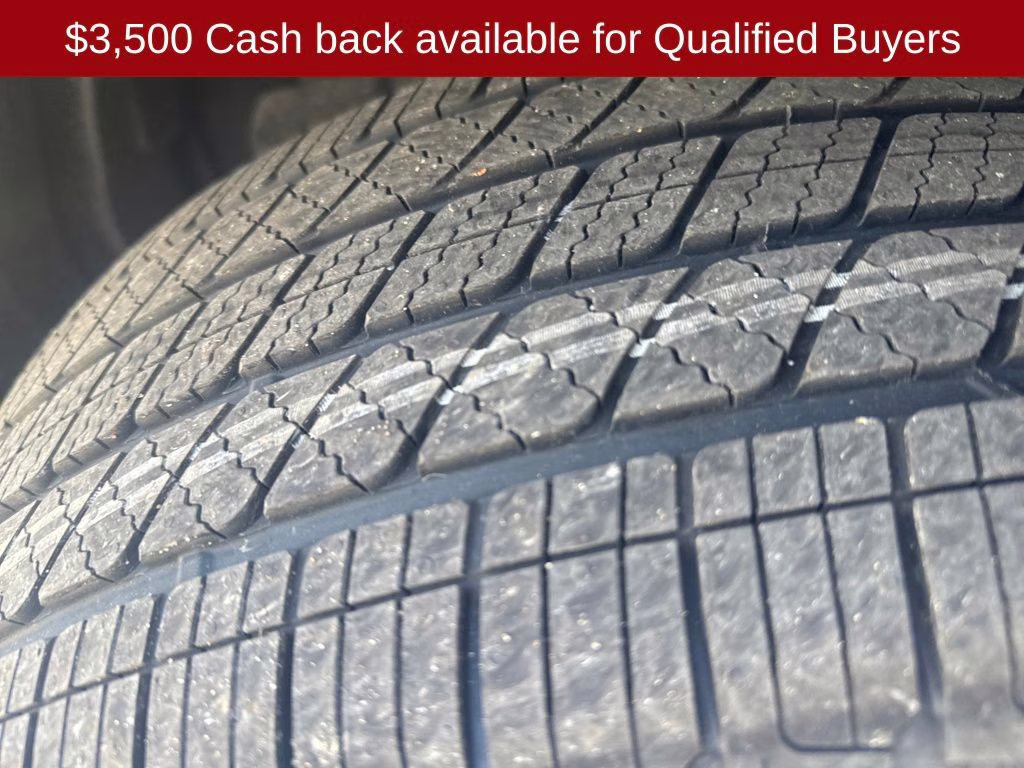 2026 Everest White Pearl Tricoat Nissan Pathfinder Platinum 4X4 SUV