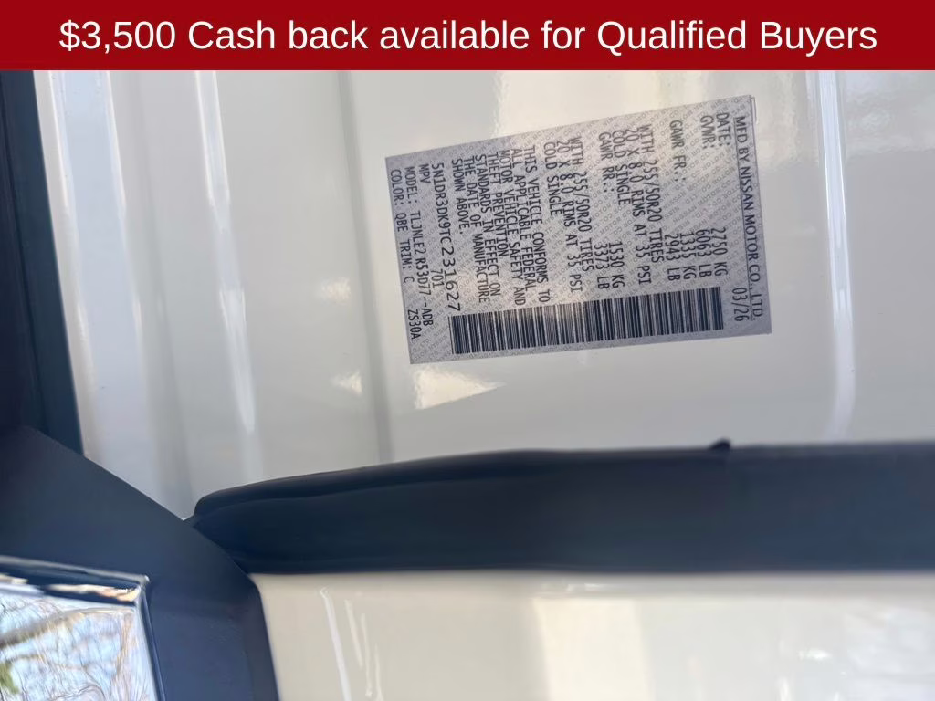 2026 Everest White Pearl Tricoat Nissan Pathfinder Platinum 4X4 SUV