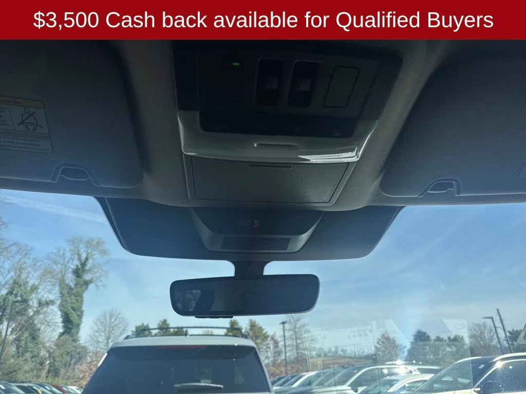 2026 Everest White Pearl Tricoat Nissan Pathfinder Platinum 4X4 SUV