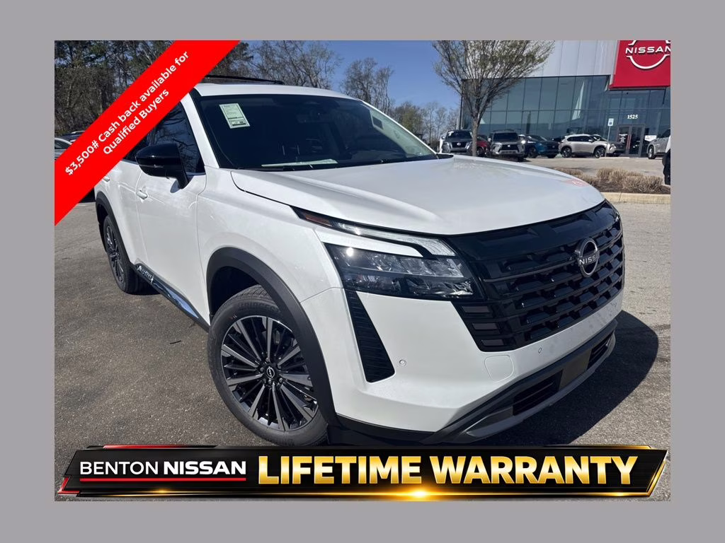 2026 Everest White Pearl Tricoat Nissan Pathfinder Platinum FWD SUV