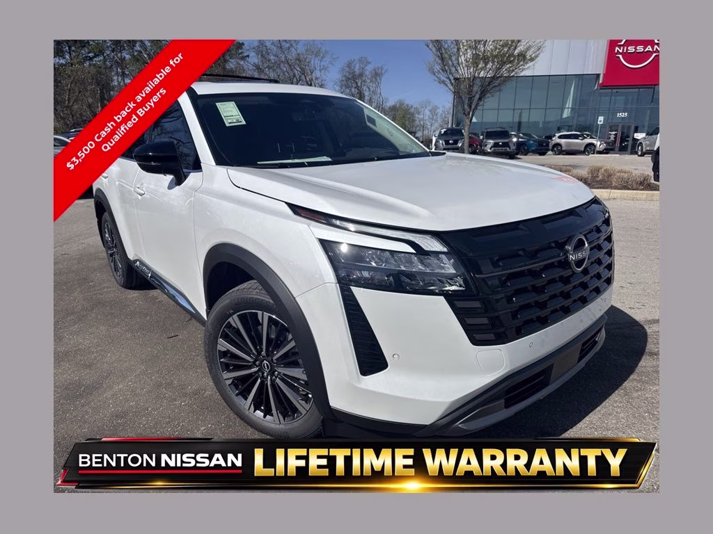 2026 Everest White Pearl Tricoat Nissan Pathfinder Platinum FWD SUV